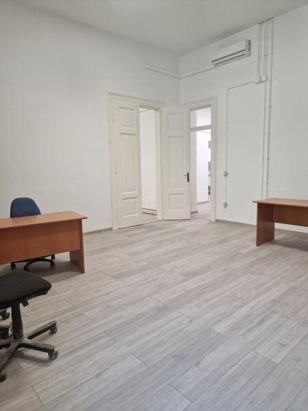 Timisoara, Tribunal, inchiriez spatiu de birouri 5 camere, 140 mp,
